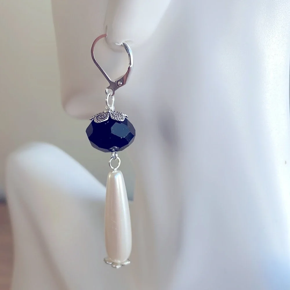 HAND CRAFTED DRAMATIC PEARL DROP EARRINGS White Oblong Glass Pearls Black Facets